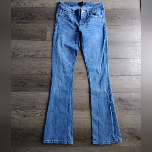 Low rise boot cut jeans - Picture 5 of 8